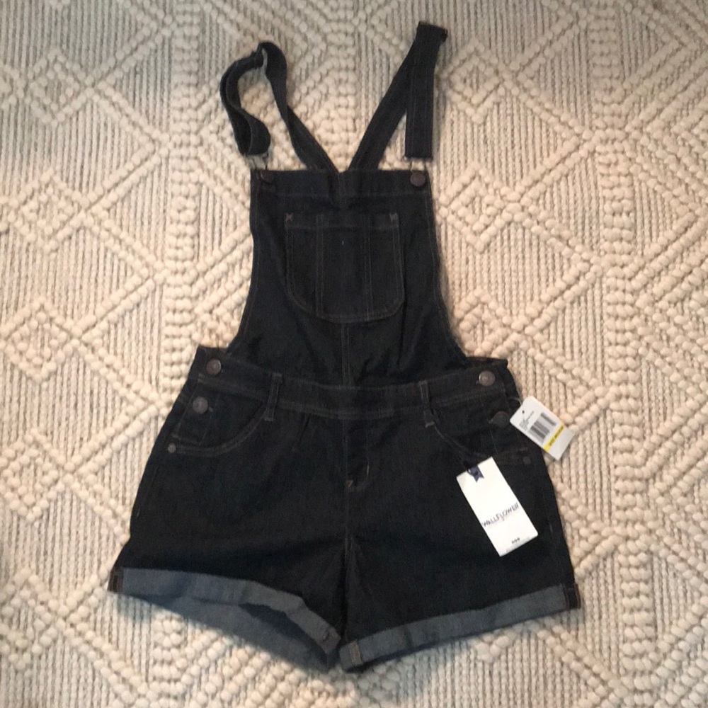 Short overalls
